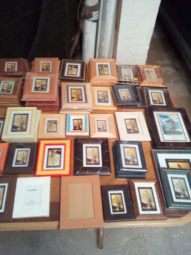 Marcos de fotos varios colores y tamaños