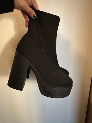 Nike Huarache Talla 36-37 Negro/Beige