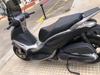 Piaggio Beverly 350 2016