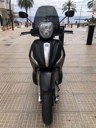 Piaggio Beverly 350 2016