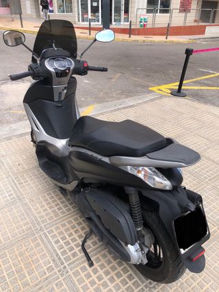 Piaggio Beverly 350 2016