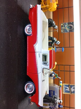 Ford Ranchero 1957 Road Legends 1/18