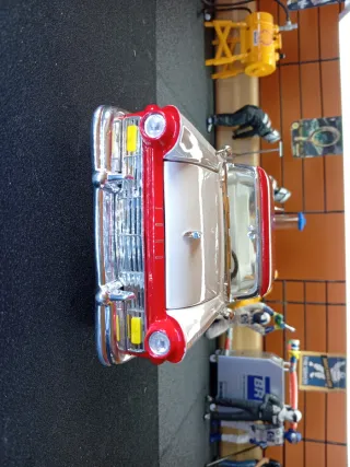 Ford Ranchero 1957 Road Legends 1/18