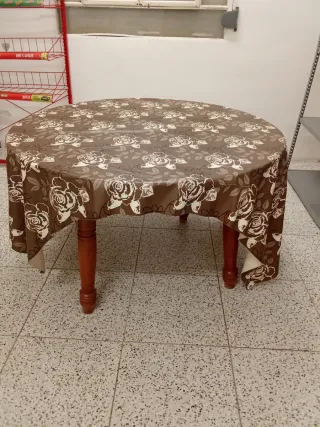 Mobiliario para tienda de golosinas o alimentación