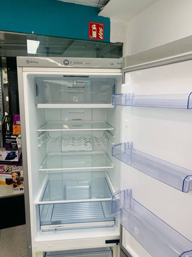 Nevera Combi Balay 1.85m con garantía