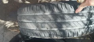 Neumático Michelin 215/65R16C 106/104 T