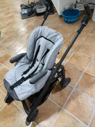 Trio Chicco Sillita, Nido y Base Isofix