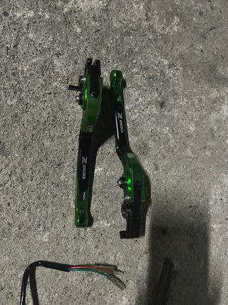 Escape Akrapovic Z800 2017 Carbono con lote. leer