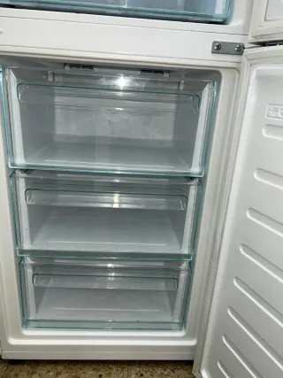 Nevera Candy hOn No Frost