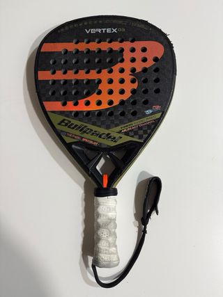 Pala Bullpadel Vertex 03 usada
