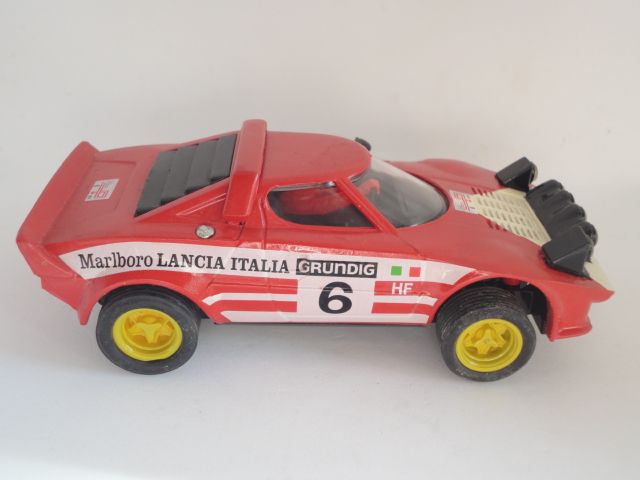Scalextric Lancia Stratos Altaya pintado