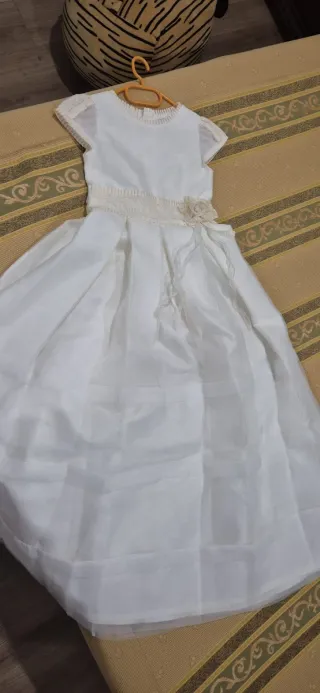 Vestido de Comunión Beige
