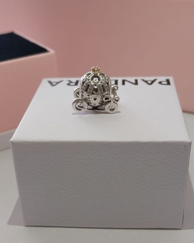Charm Carruaje Cenicienta Pandora Disney