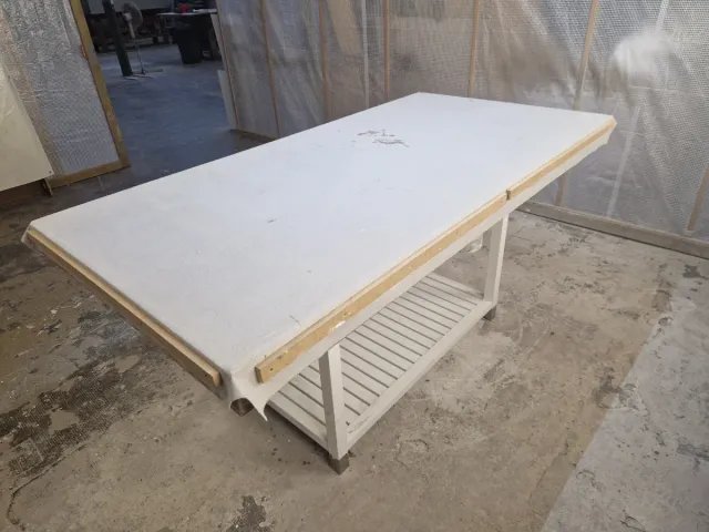 Mesa de lijado para barnices y lacas