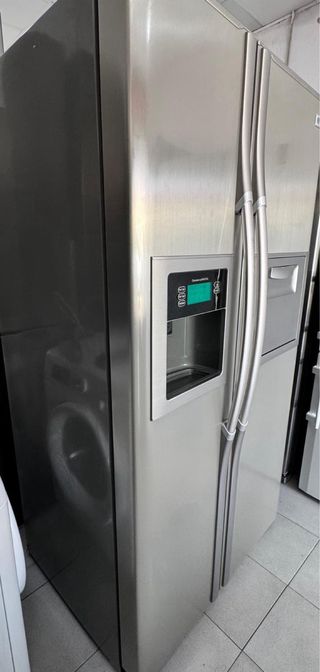 FRIGORÍFICO AMERICANO LG NO FROST EN INOX