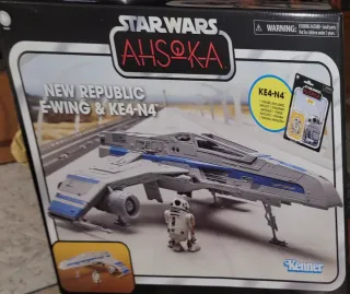 Star Wars Ahsoka E-Wing & KE4-N4 Kenner
NUEVO....