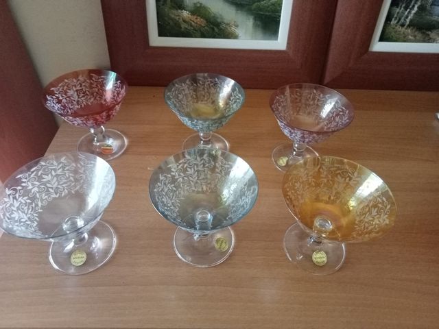 Juego Copas Champán Marca Cristal Multicolor