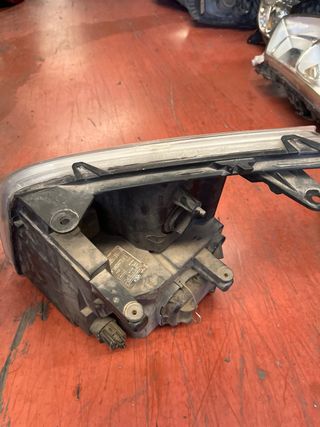 Faros Ford Transit izquierdo  