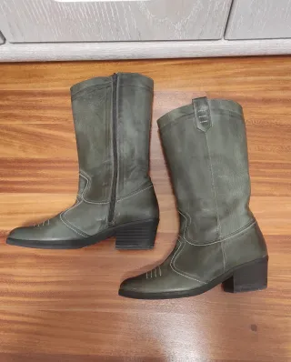 Botas de piel verde