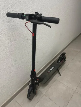 Patinete Eléctrico Scooter. Prácticamente nuevo.