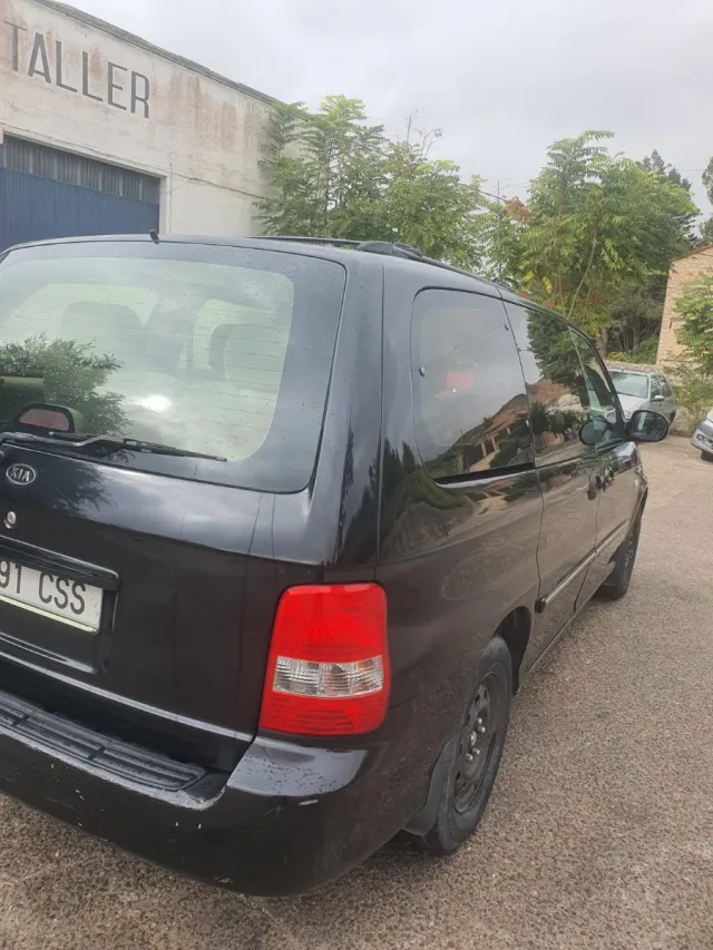 KIA Carnival 2005