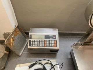 Balanzas antiguas 60 euros unidad.