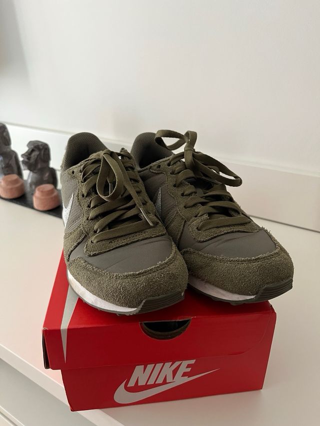 Zapatillas Nike Internationalist Verde Oliva