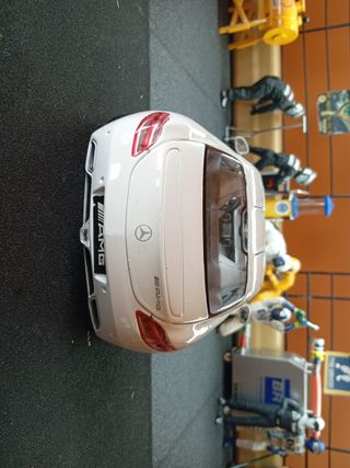 Mercedes SLS AMG Motor Max 1/18 Blanco