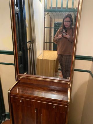 Mueble tocador con espejo y cajones para regalar