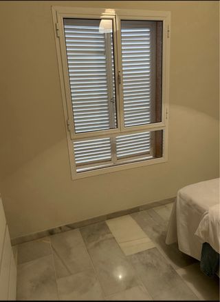 2 Ventanas abatibles + fijo
30 euros / unidad