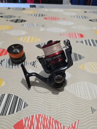 CARRETE SHIMANO AERNOS 2500FB