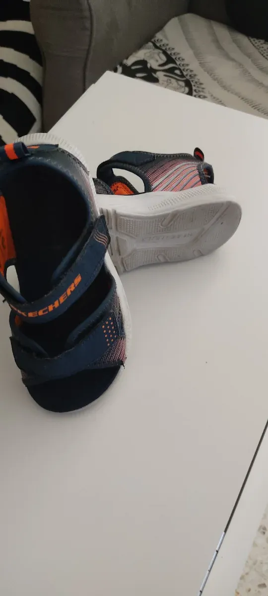 Sandalias niño Skechers número 26