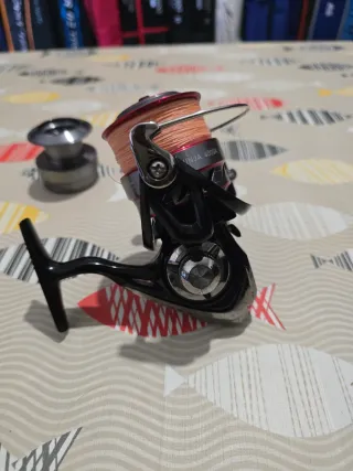 CARRETE DAIWA NIMJA 4000A