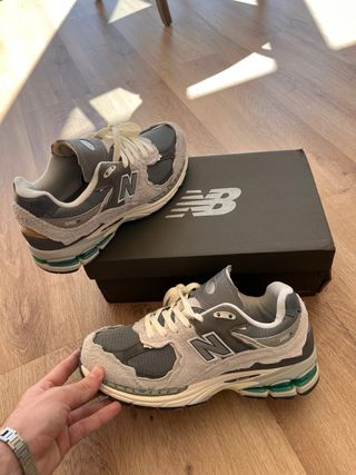 New Balance 2002R Talla 43 Sin Estrenar
