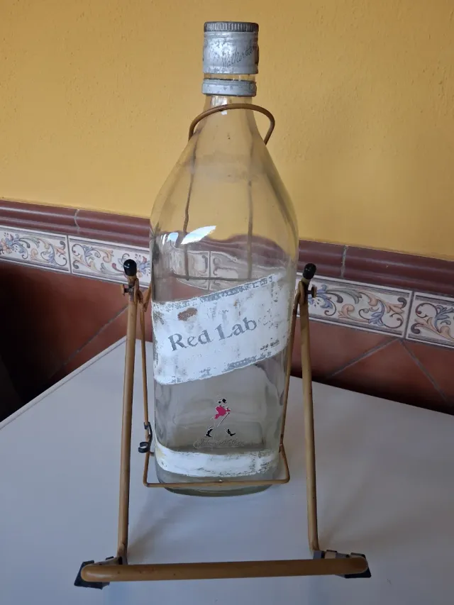 Botella Cristal Red Label XL con Soporte Antigua