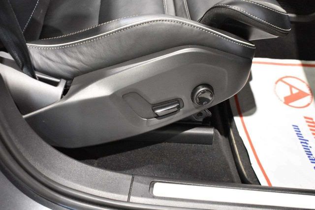 Volvo XC60 R DESIGN 2.0 T8 PLUG-IN HYBRID AWD 390 CV TWIN ENGINE GEARTRONIC