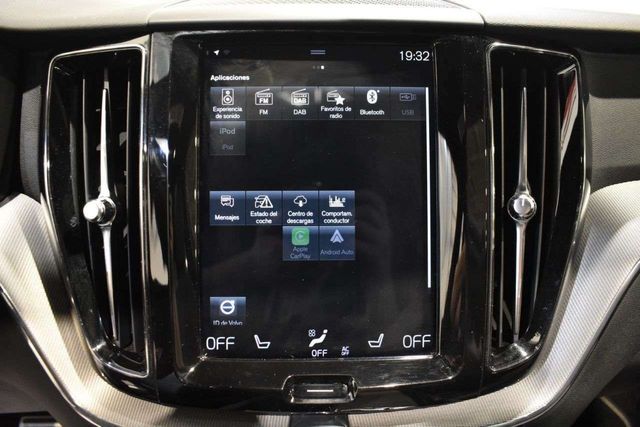 Volvo XC60 R DESIGN 2.0 T8 PLUG-IN HYBRID AWD 390 CV TWIN ENGINE GEARTRONIC