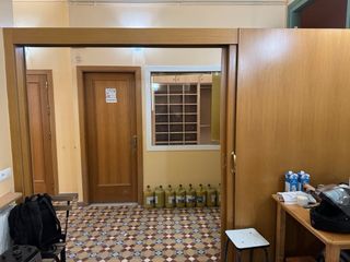 Puerta corredera de madera