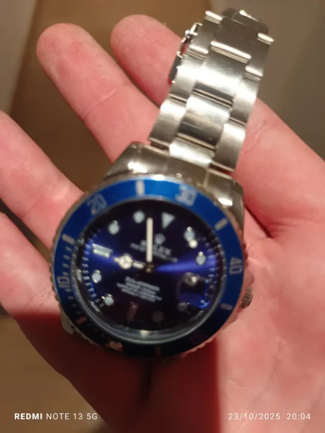 Reloj Azul y Plateado