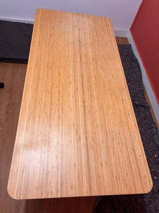 Escritorio de Ikea ANFALLARE y patas regulables