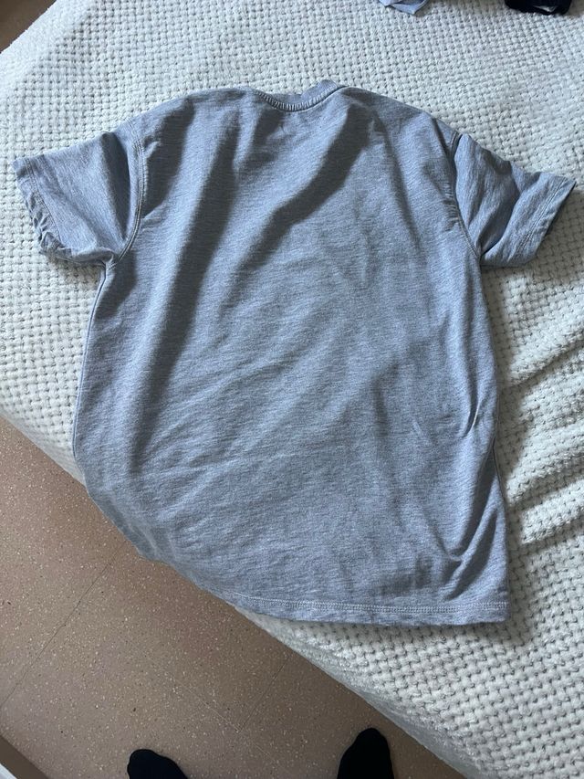 Camiseta gris Primark