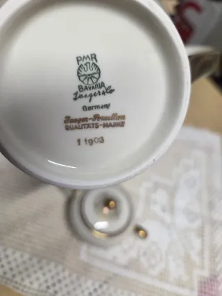 Teiera e zuccheriera vintage oro