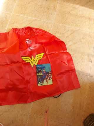 Mochila Warner Bros Wonder Woman Roja