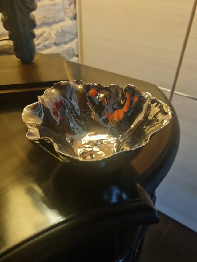 Ciotolina/svuotatasche metallo design ondulato