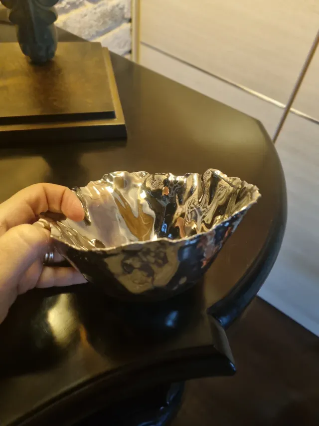 Ciotolina/svuotatasche metallo design ondulato