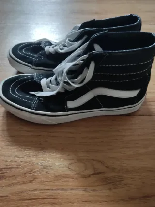 Zapatillas Vans SK8-Hi Negras y Blancas