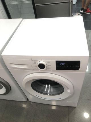 Lavadora Blanca Carga Frontal Balay