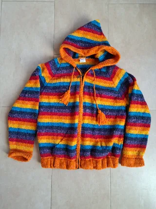 Chaqueta de lana multicolor con capucha