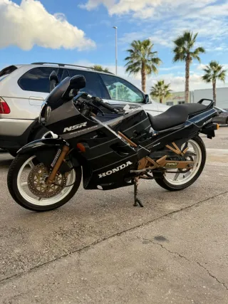 Honda NSR 125: ITV recién cumplida