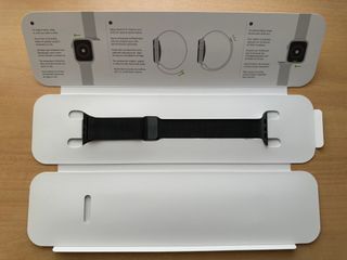 Apple Watch 44mm. Space Black Milanese Loop